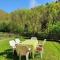 Valley Hideaway with private garden near Como lake