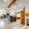 Cozy Cottage with Park Pass, 1 Mi to Jenkinson Lake! - Pollock Pines