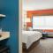 Holiday Inn Express & Suites - Beaver Dam, an IHG Hotel - Beaver Dam