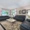 Private pool and lake views, sleeps 12 - South Haven