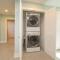 Beach Breeze - 5 bedroom home located just a block from the beach! - 南黑文