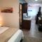 069A The Grand Canyon Getaway Suite with Kitchenette Sleeps 4