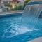 Premium Berlin with Pool - 乌尔齐尼
