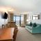 Oceanfront 1 BR Condo-Amazing Views! Perfect for 4 guests! Landmark 1438 - ميرتل بيتش