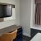 Econo Lodge Inn & Suites Santa Rosa South