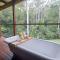 Eucalyptus Escape - Privacy in the Hinterland - Peachester