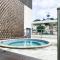 Depa de lujo con piscina y jacuzzi - Guayaquil