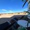 Serene Modern Home Backdoor with great WiFi, games, movies, patio seating and bbq Easy Access to North Joshua Tree National Park in 10 minutes - تونتي ناين بالمز