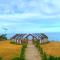 Mactan Newtown - New Modern Condo with Ocean View - Mactan