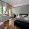 Large 3BR family apartment in the center and sand beach 5BD - Split