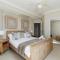 Lucien Sands 302