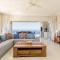 Lucien Sands 302