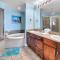 Laketown Wharf 1326