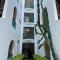 Apartment with sea view in Blue Bay, 125 m², near beach
