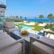Jenny - Beachfront Apartment
