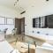 Stunning Apt with Artful Interior and Urban Views - Dubaj