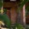 2 bedroom apartment in lush garden, 3 blocks from beach and center of San Juan - San Juan del Sur