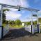 Ranch 66 - Moderní Tiny House Black Swallow ve stylu Route 66 se saunou a bazénem - Tršice