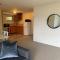 Apartment minutes to Lake