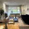4 Bedroom House Coventry Sleep 7 with 3 Parking Spaces