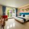 The Oversleep Catba Hostel & Pool Bar