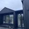Deerpark semi sleeps 8 with sofa bed - 卡舍尔