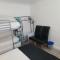 GATWICK ROOMs - Ifield