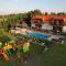 Apartamenty Pod Łysicą & SPA - przy stoku, basen, jacuzzi, sauna