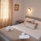 Nicolas House with private parking