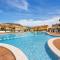 Golden Glow Bungalow with AC and pool - Caserío Cañada