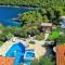 Villa Stone House Poplat