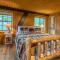 Gatlinburg Cabin With Breathtaking Views, Hot Tub, Sauna, 10 min to downtown and National Park