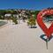Apartman Valja - 55m2 - Sea View - Garden - Grill