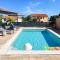 Apartment Bluemare B7 with Shared Pool - Ližnjan