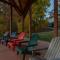 Engadine Inn and Cabins - Candler