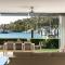Pavillions 17 Waterfront with Private Pool and Buggy
