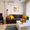 Yellow Apartment-La Mata -2 min to beach, private garage