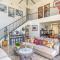 Adoras Place - Sleeps 16