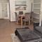 2 bedroom apartment - Sleeps 4 - Pool - Garden