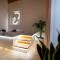 La Divina - free parking -