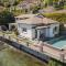 Villa Bianca - Front Lake Pool by Rent All Como