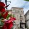 La Divina - free parking -
