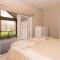 Douglas Cottage - Great location walking distance to both Douglas beach and Downtown! - Douglas