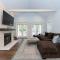 My Blue Haven - Shared lake access across the street! Glamorous home! - Fennville