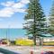 Gallery Resort Style Penthouse No 13 - Victor Harbor