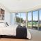 Gallery Resort Style Penthouse No 13 - Victor Harbor