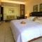 Rimnaam Klangchan Hotel - SHA Plus
