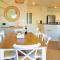Vista Victor Harbor Beachfront Apartment No 4
