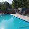 Emerald Cottage- pool- close to beaches - South Haven