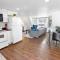 Maple Getaway - Short distance to downtown, beaches, and breweries - Douglas